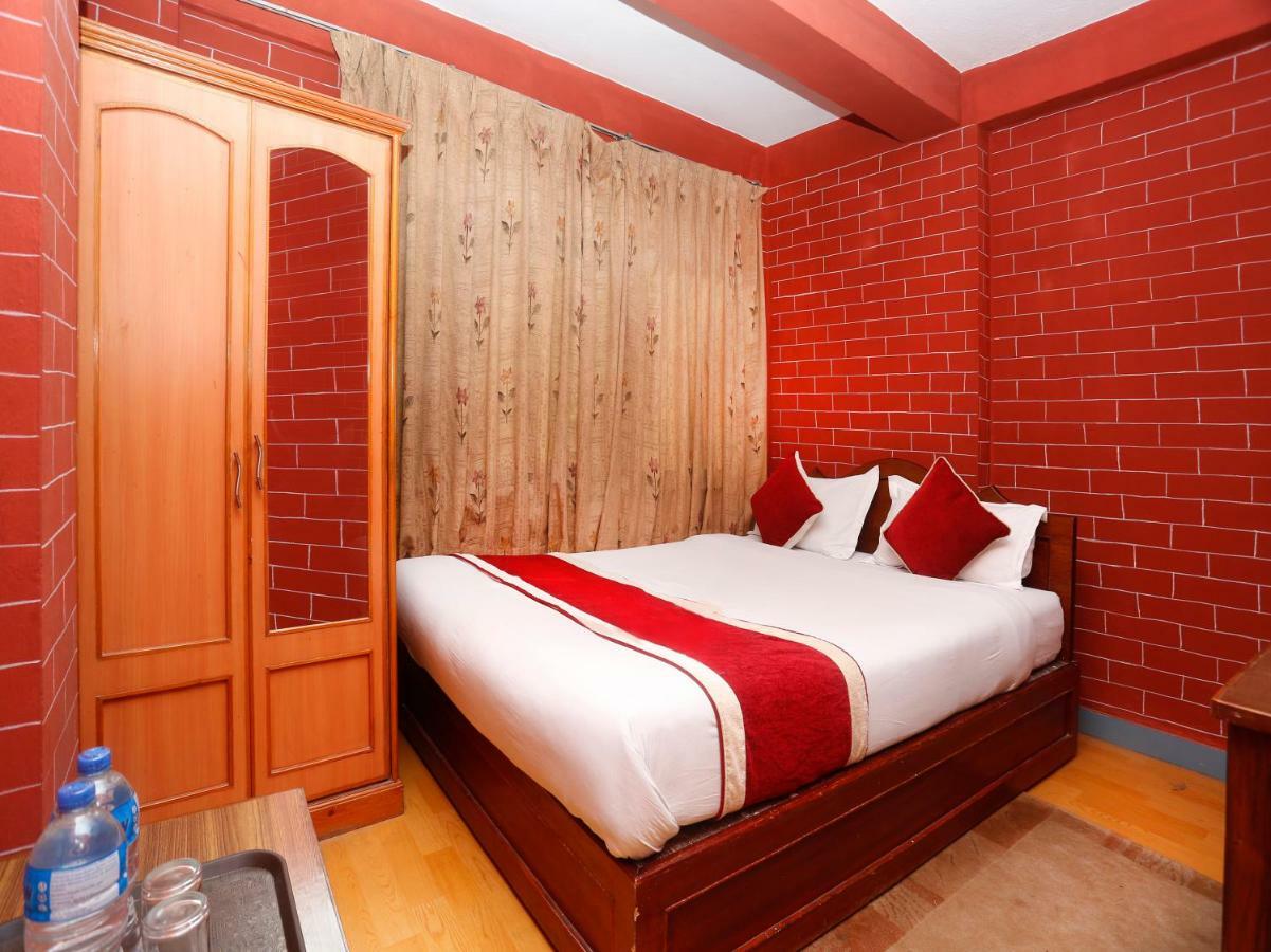 Spot On 497 Hotel Potala Kathmandu Bagian luar foto